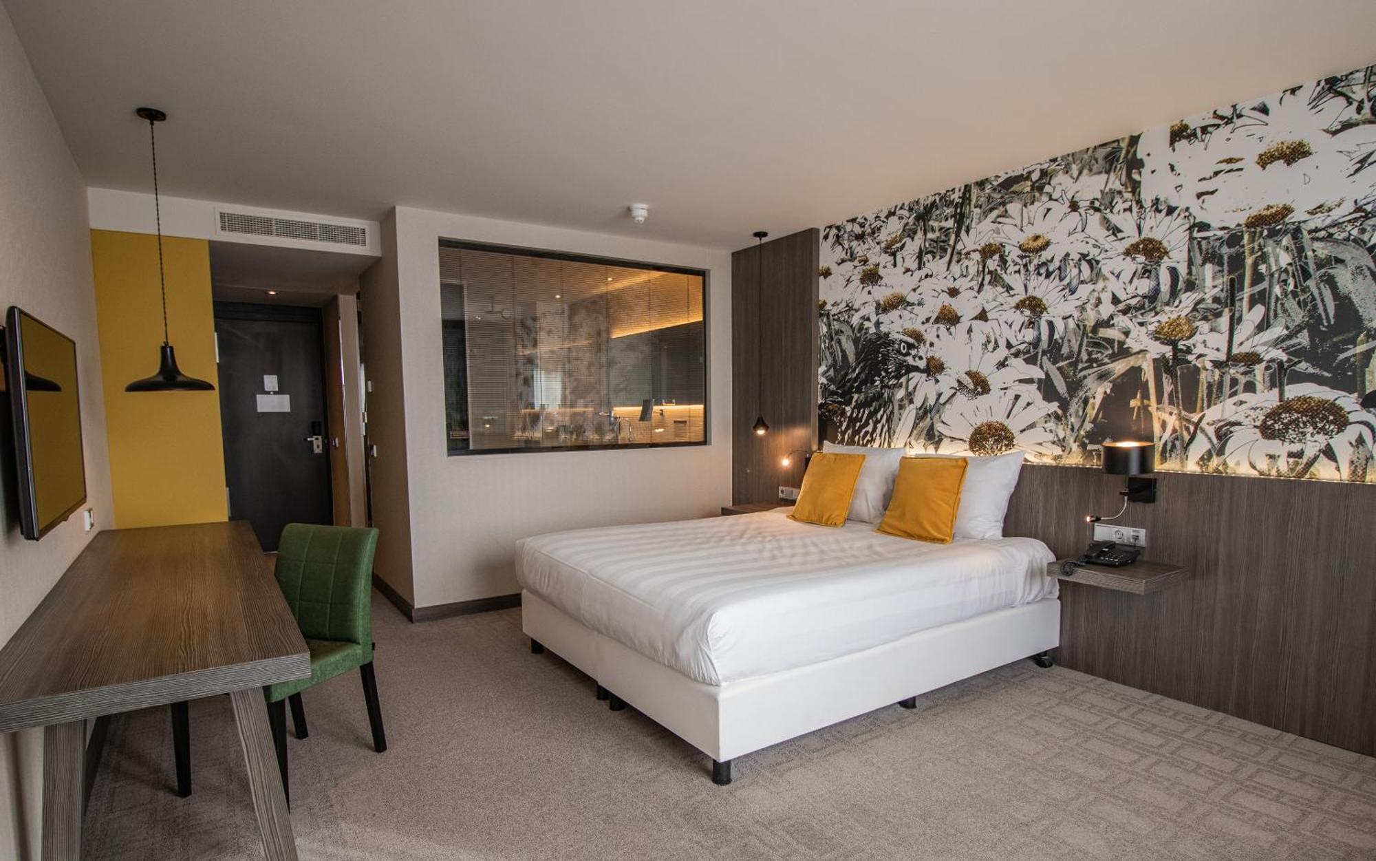 Van Der Valk Hotel Heerlen Room photo